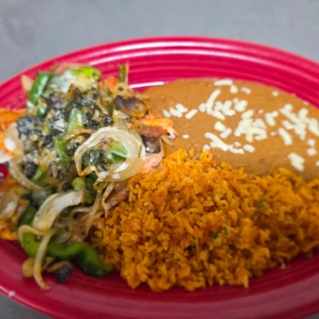 Pollo Adobe.